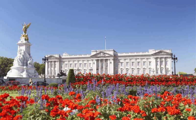 LUXURY CHAUFFEUR-DRIVEN TOURS OF LONDON - Discovering London with Style: What to Expect from the Tour