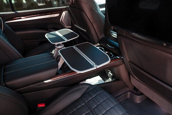 Luxury Chauffeur Service in Toronto - Professionalism and Security