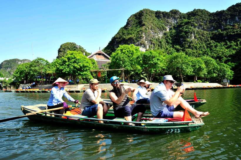 Luxury Day Tour Bai Dinh, Trang An & Mua Cave - Exploring Bai Dinh Pagoda