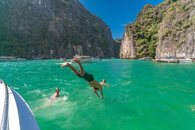 Luxury Day Trip to Maya Bay, Phi Phi & Khai Island - Semi-Yacht Transportation and Island Visits