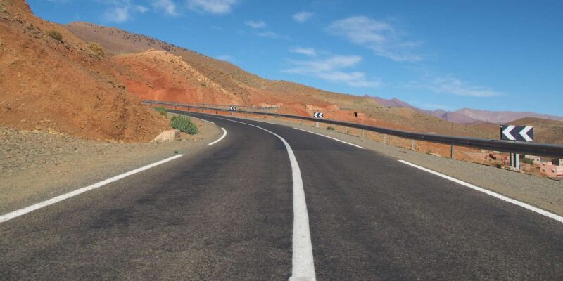 Luxury Desert Tour From Marrakech To Erg Chegaga of 4 Days - Included Experiences and Activities
