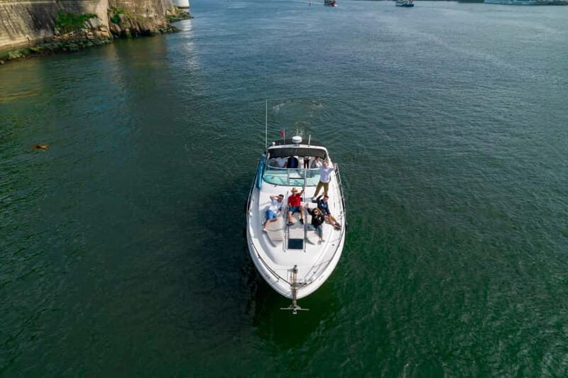 Luxury Douro Yacht Tour: Scenic Views & Complimentary Drinks - What’s Included and What’s Not