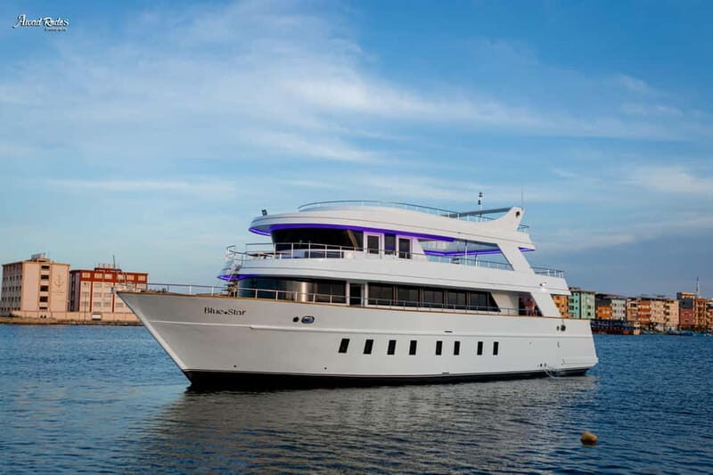 Luxury family-friendly cruise from Ayia Napa |Lunch included - The Sum Up