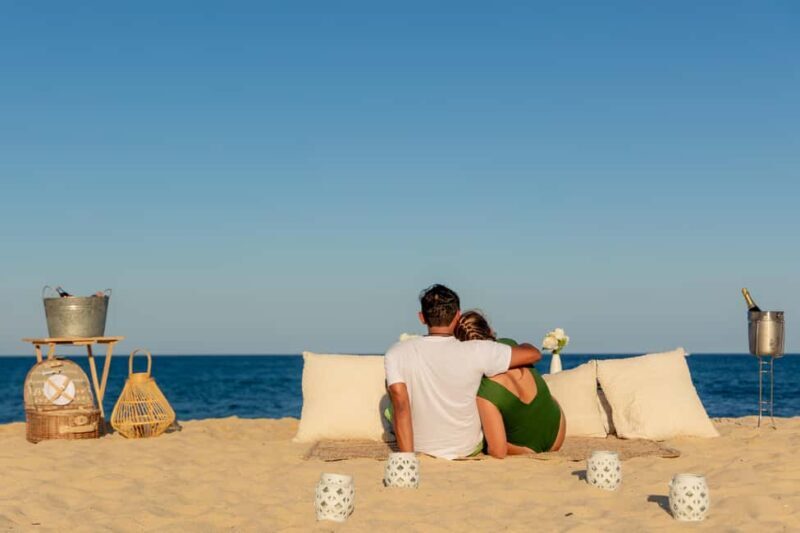 Luxury picnic by the sea in Los Cabos - Key Points