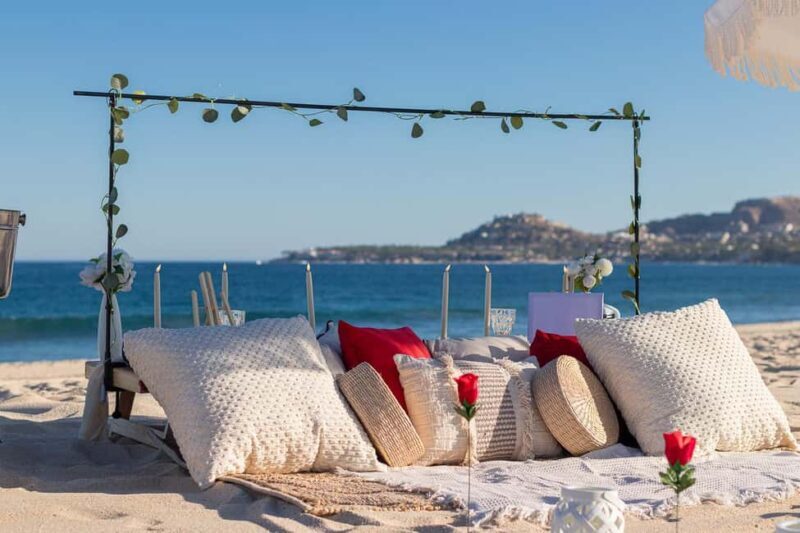 Luxury picnic by the sea in Los Cabos - The Experience from the Guest Perspective