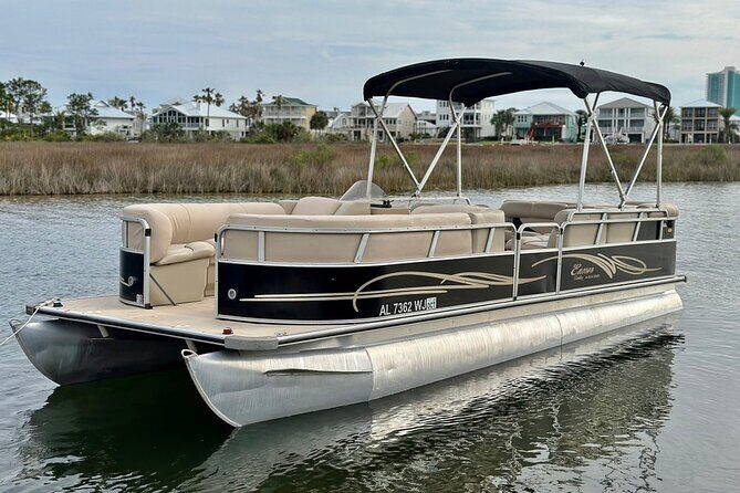 Luxury Pontoon Boat Rental - Key Points