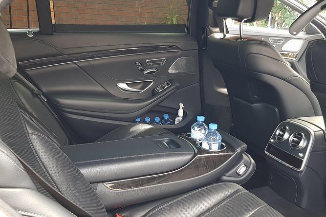 Luxury Private Airport Transfer Melbourne - What the Experience Looks Like