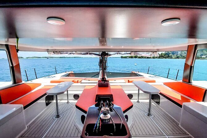 LUXURY PRIVATE Catamaran : Full-Day Sail & Polynesian Motu Lunch - What Sets This Tour Apart?