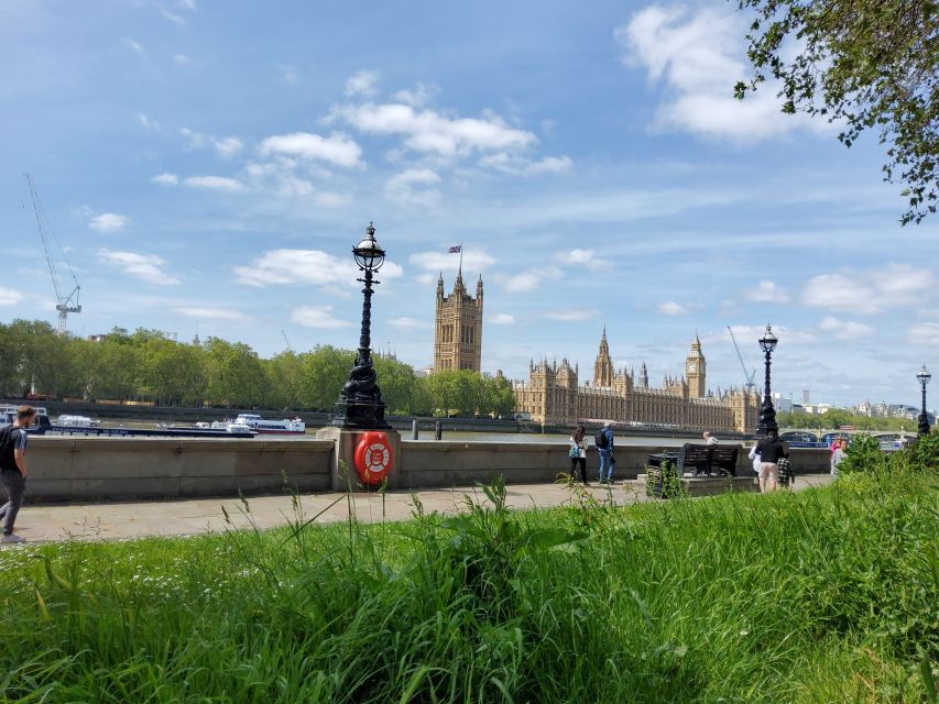 Luxury Private Tour in London With Lunch - Experience Highlights