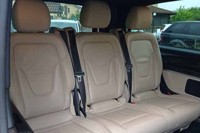 Luxury Private Transfer from/to Fiumicino Airport to Rome Center - Pricing and Value