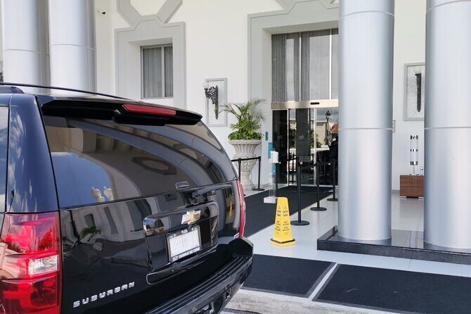 Luxury private transportation from CUN Airport to Cancun Hotel Zone - Why This Service Might Be Right for You