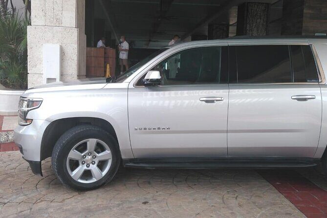 Luxury private transportation from CUN Airport to Cancun Hotel Zone - Who Should Consider This Service?