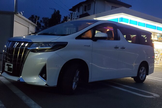 Luxury Ride Trip to Famous Car Meet up Spot Daikoku - Small-group Tour Experience