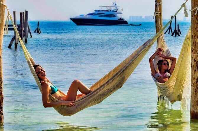 Luxury Sailing to Isla Mujeres with Lunch and Premium Open Bar - A Detailed Look at the Tour Experience