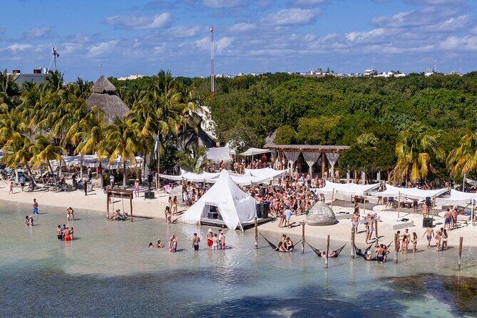 Luxury Sailing to Isla Mujeres with Lunch and Premium Open Bar - Authentic Experiences and Traveler Insights