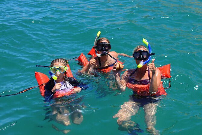 Luxury Snorkel Tour in Sailing Catamaran - FAQ