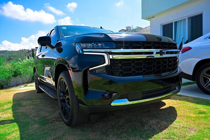 Luxury Suburban Private Airport Transfer with Chauffeur - Why Choose a Private Airport Transfer in Montego Bay?  