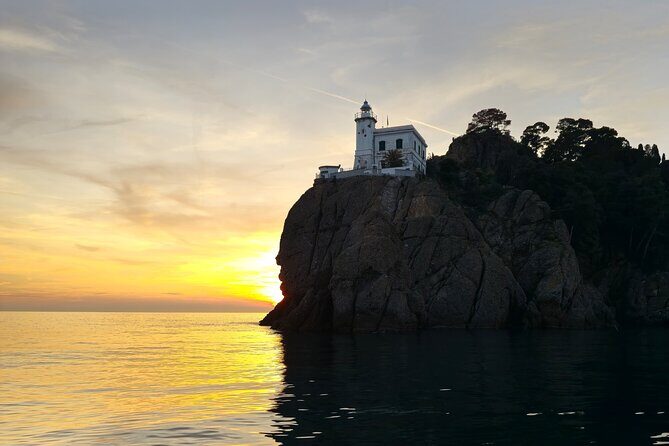 Luxury Sunset Cruise with Aperitif - What’s Included? A Taste of Authenticity and Comfort