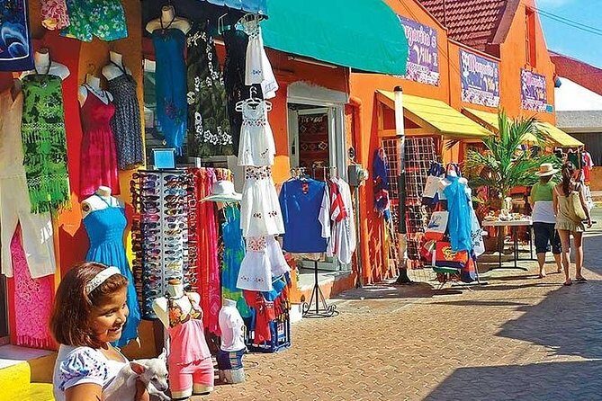 Luxury tour at Isla Mujeres! Catamaran Experience from Cancun - Who Will Love This Tour?