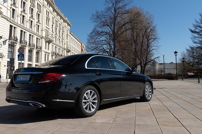 Luxury Transport From/To Warsaw - FRAnkfurt / Intern. Airport FRA by Private Car - Professional Driver Expertise