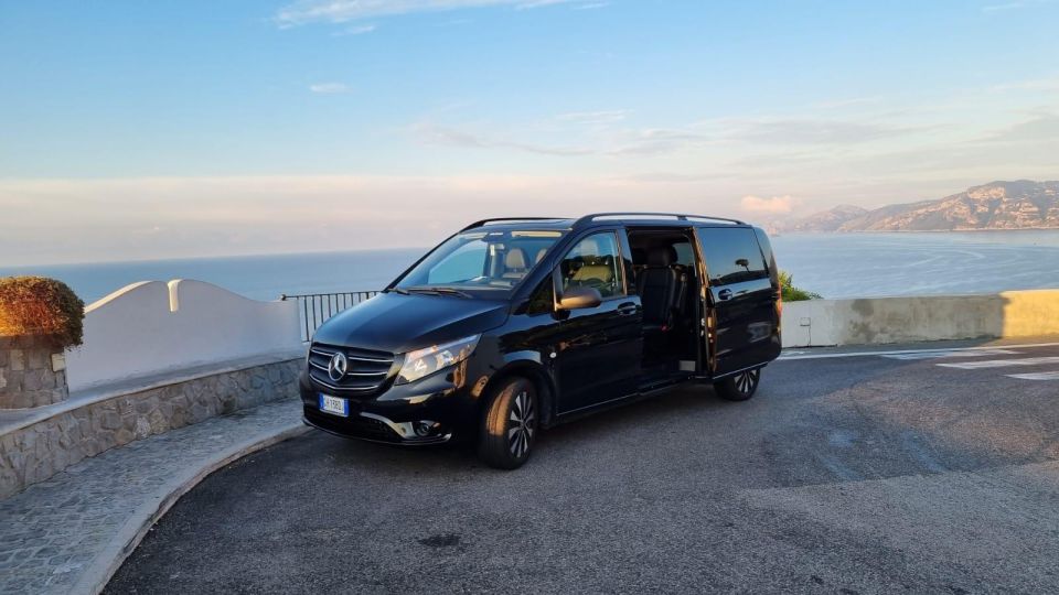 Luxury Van Transfer: Ravello - Positano - Driver and Support