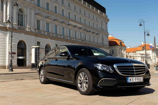 Luxury Warsaw Chopin Airport Transfer by Private Limousine - What to Expect From the Service