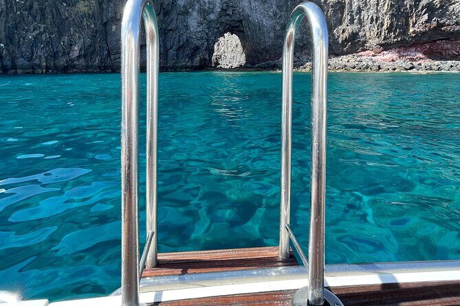 Luxury Yacht 4 hours in Madeira - Practical Details and Logistics