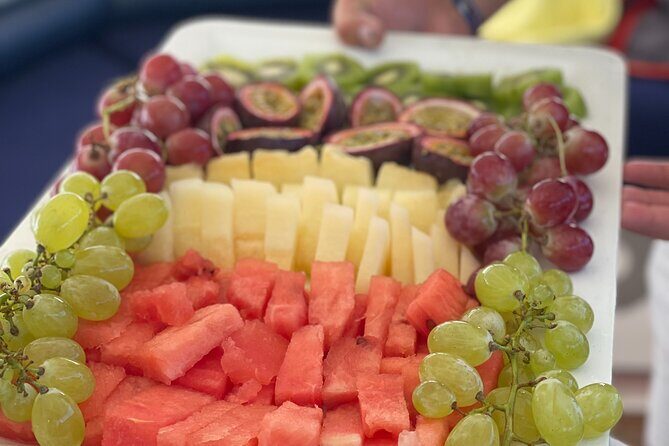 Luxury Yacht 4 hours in Madeira - The Sum Up