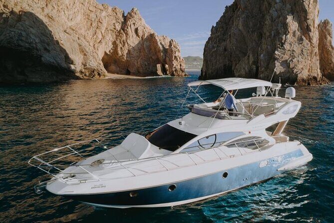 Luxury Yacht Experience in Los Cabos 45 FT - An In-Depth Look at the Los Cabos Luxury Yacht Experience