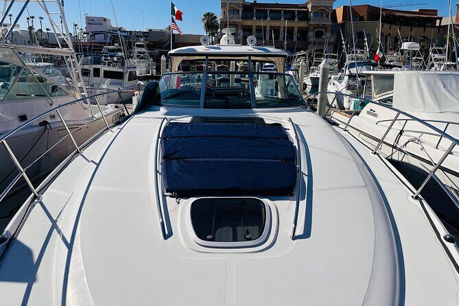 Luxury Yacht Tour in Los Cabos 45FT SeaRay Sundancer - FAQs