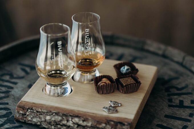 Lyngseidet: Arctic Distillery Guided Whisky Tour - Transportation Options