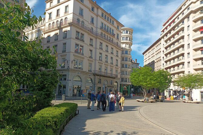 Lyon Private Guided Tour with a professional tour guide - FAQs