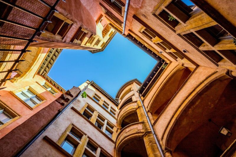 Lyon: Private Walking Tour of UNESCO Old Districts - Customer Reviews