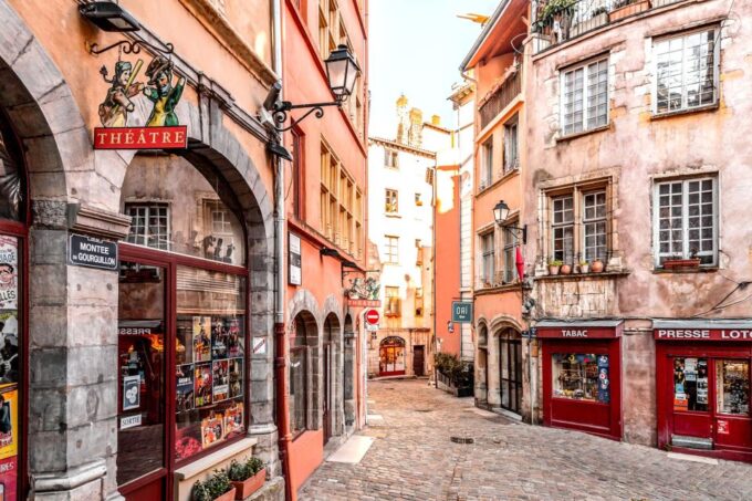 Lyon: Private Walking Tour of UNESCO Old Districts - Marveling at Fourvière Hill