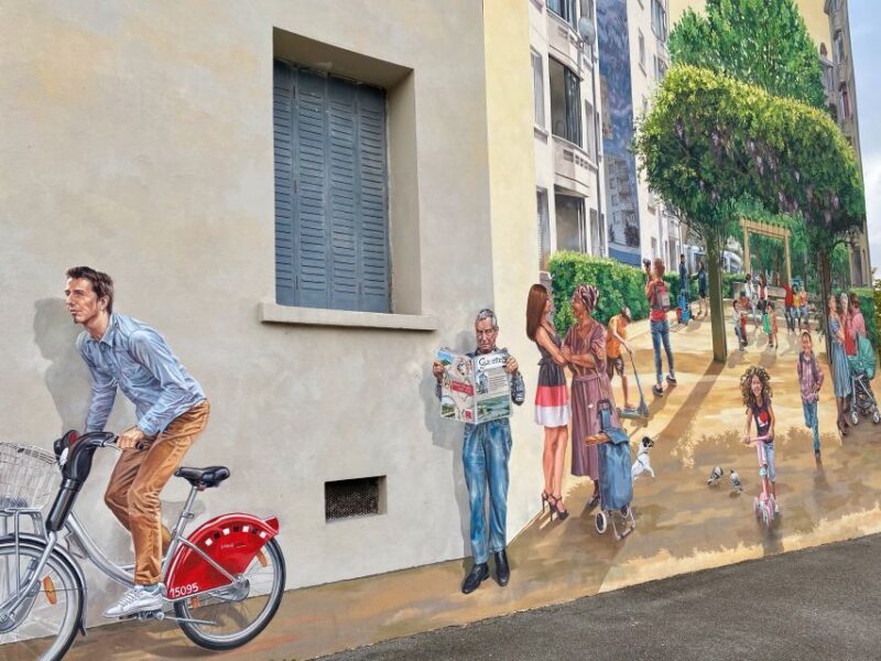 Lyon: Street Art Audio-Guided Walking Tour - Tour Features