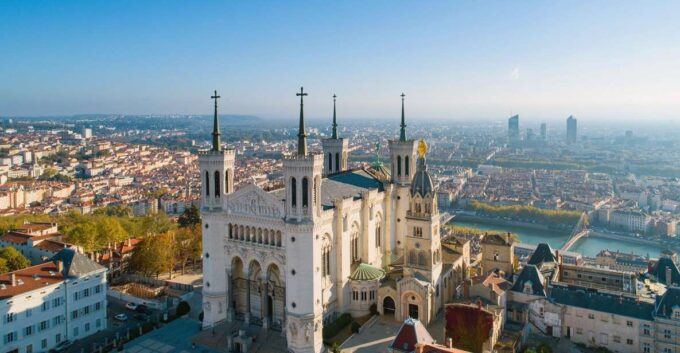 Lyon: UNESCO Districts Private Guided Walking Tour - Cancellation Policy