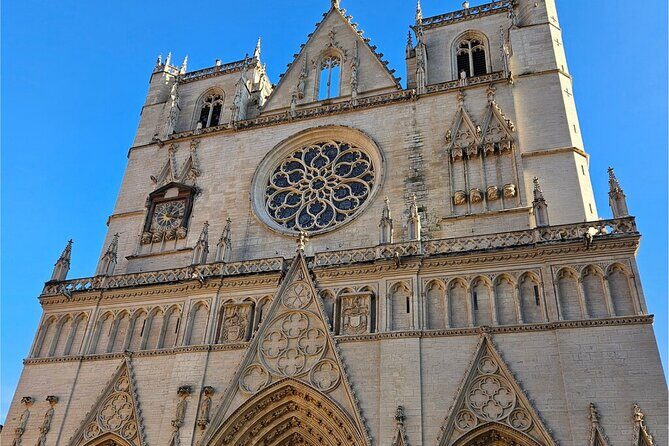 Lyon's History and Must-Sees with a Local! (English Walking Tour) - Key Points