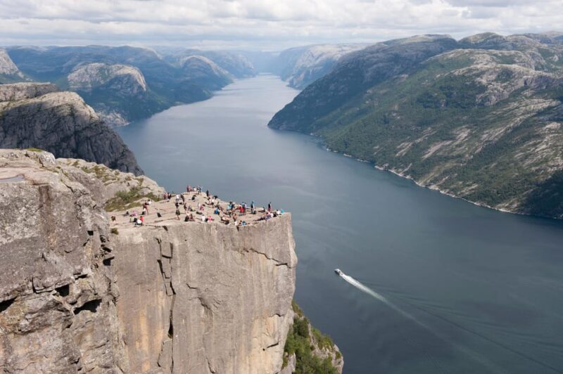 Lysefjorden: 4-Day Cycling Tour with Preikestolen Hike - An In-Depth Look at the Tour