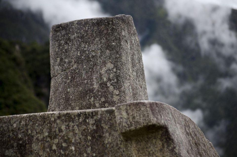 Macchu Picchu Private Tour Guide + Bus Ticket Combo - Pricing Details