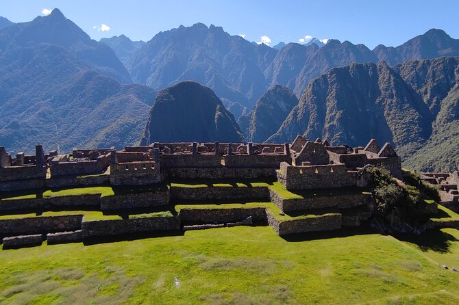 Machu Picchu and Sacred Valley 2 Days Tour From Cusco. - Lunch and Free Time