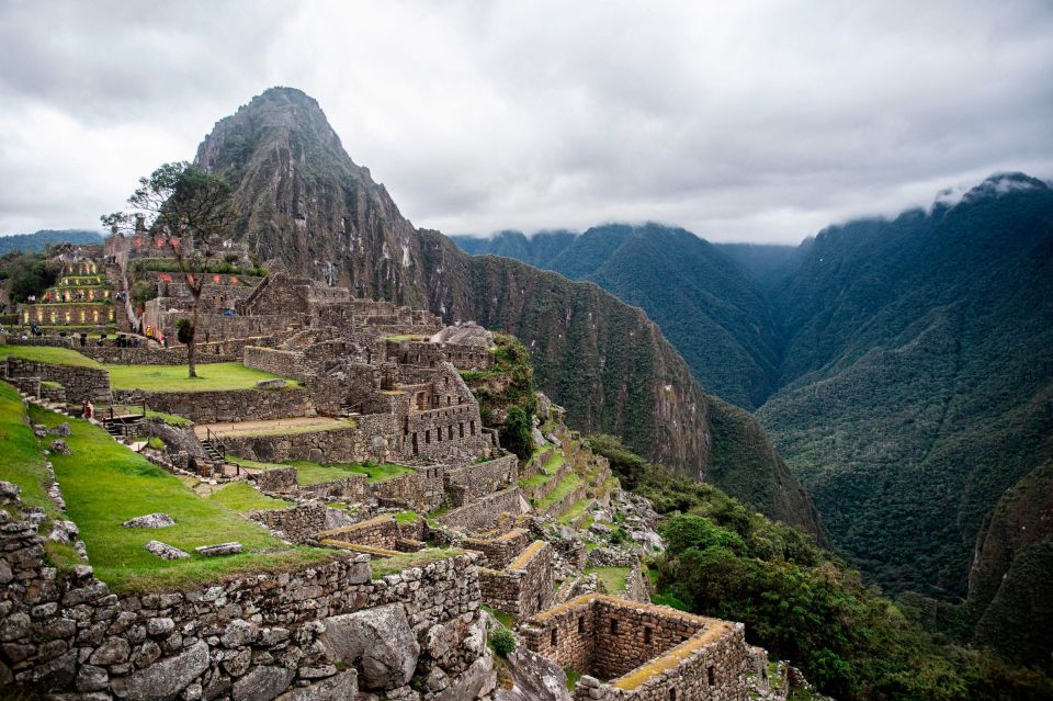 Machu Picchu by Car 2 Days - Detailed Itinerary