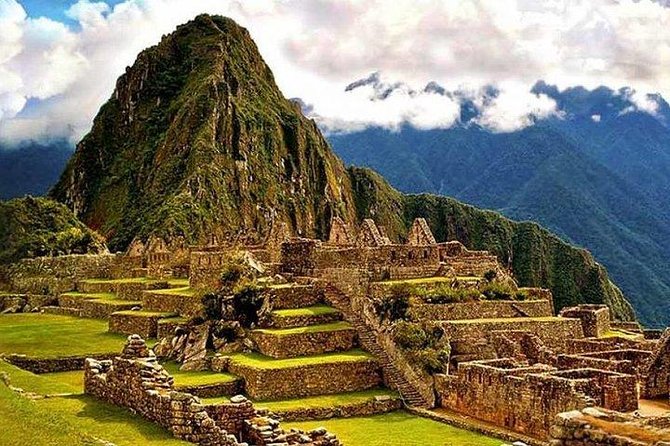 Machu Picchu, Historic Sanctuary by Vistadome Train - Full Day - Exploring Machu Picchu