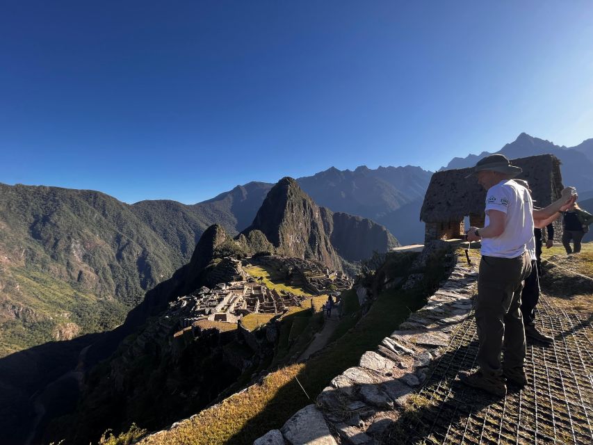 Machupicchu Private Guided Service - Qualifications of Guides