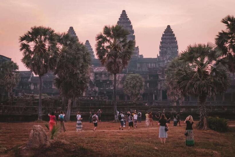Mad Monkey Siem Reap Sunrise Angkor Wat Temple Tour - An In-Depth Look at the Tour Experience