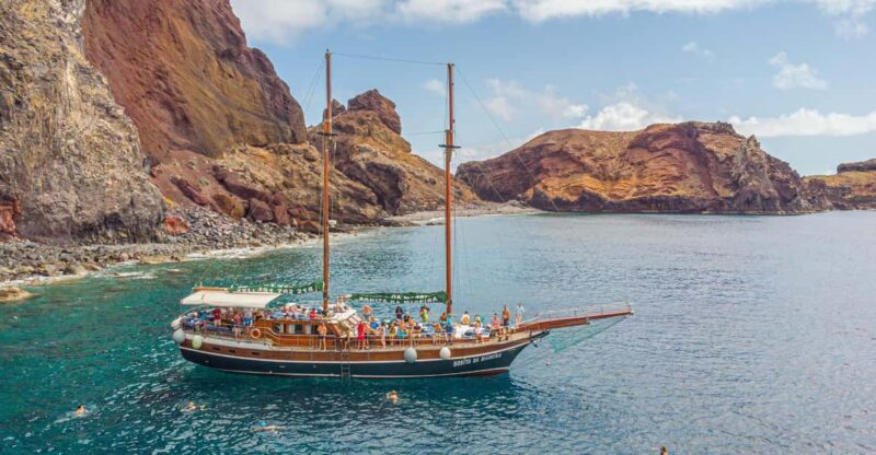 Madeira : 5 hour East Coast boat excursion - Key Points