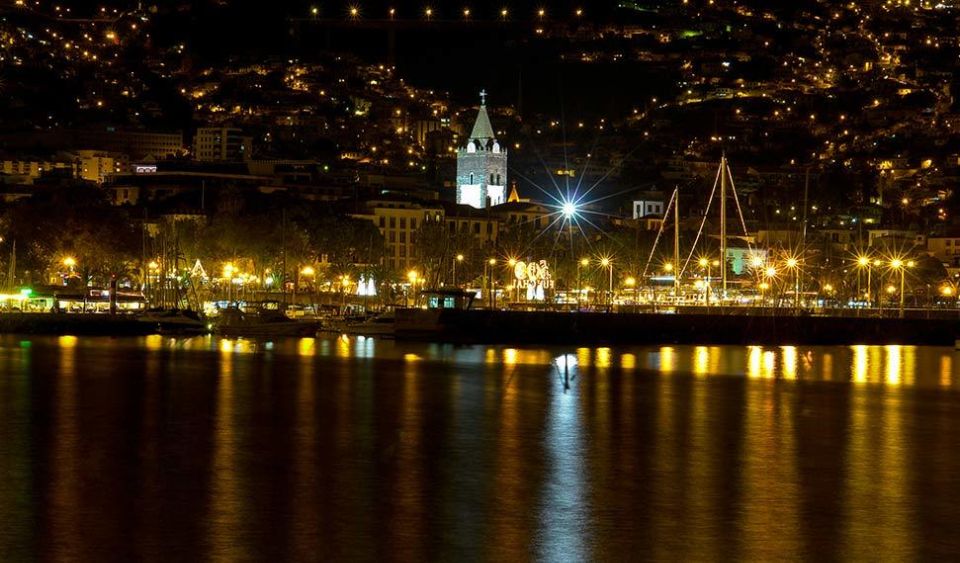 Madeira by Night With Traditional Dinner - Included Amenities and Tips