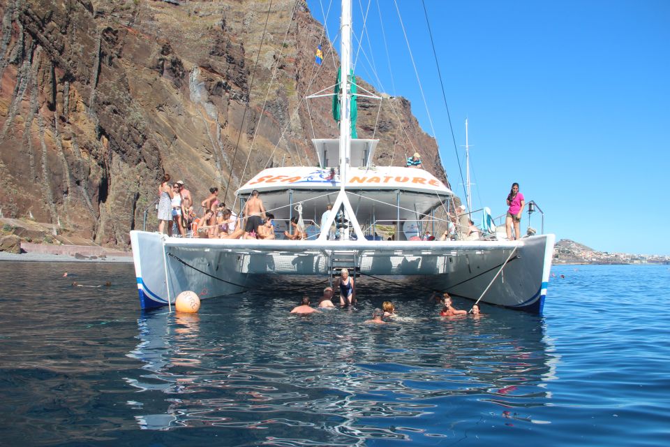 Madeira: Cabo Girão, Wines Experience and Dolphins Watching - Off-Road Adventure