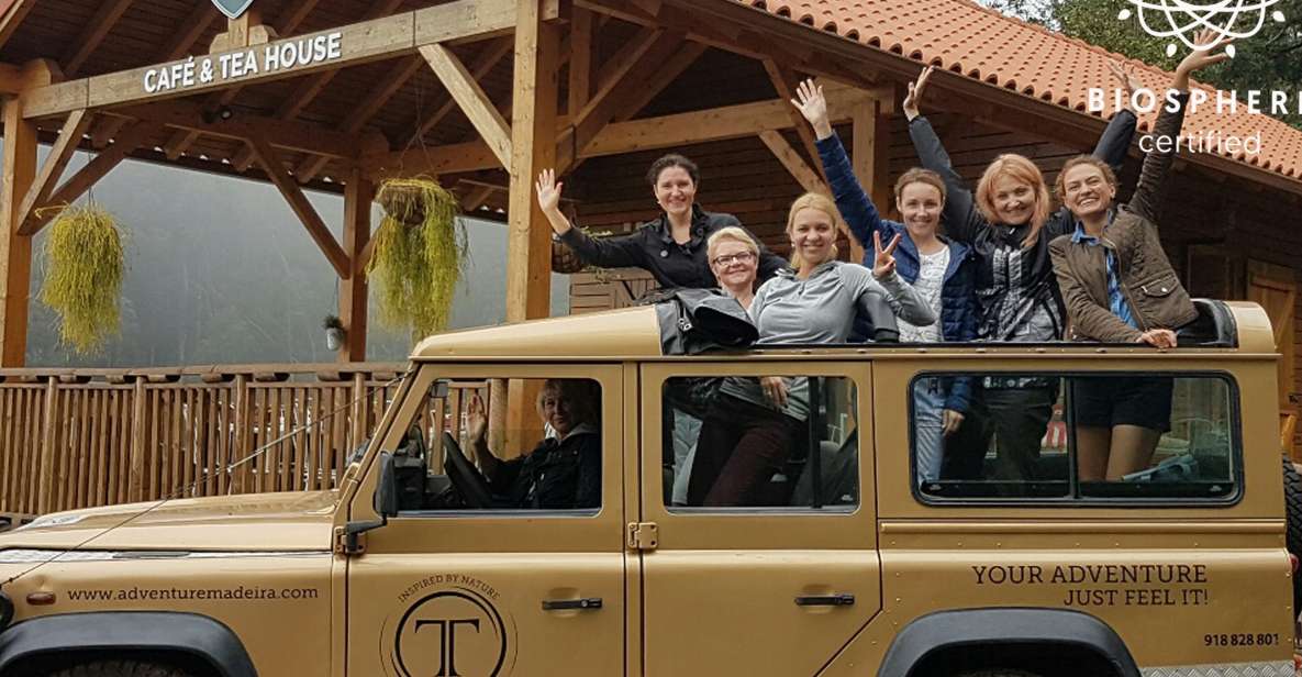 Madeira: Full Day Private Jeep Tour East or West - Visit Typical Santana Houses