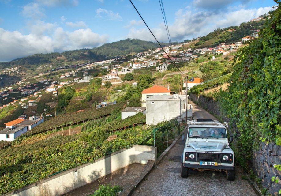Madeira: Half-Day Nuns Valley and Sea Cliff Tour - Pickup Details