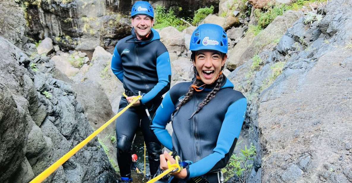 Madeira: Lokoloko Canyoning Level 1 - Canyoning Experience